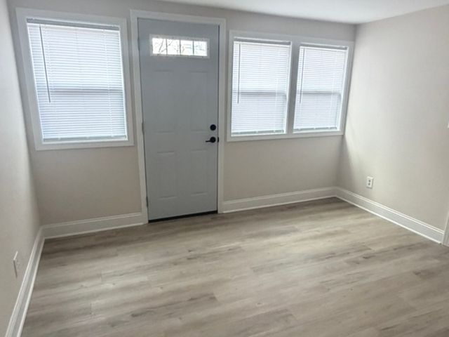 910 Cleary Avenue, Joliet, IL 60435