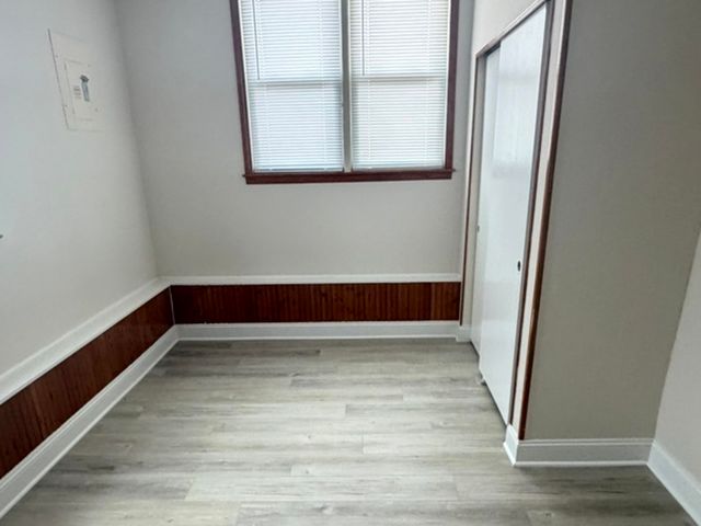 910 Cleary Avenue, Joliet, IL 60435