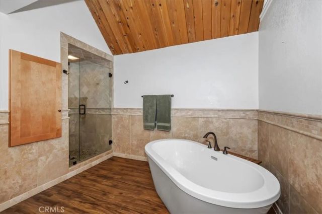 499 Golf Course, Lake Arrowhead, CA 92352