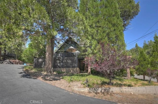 499 Golf Course, Lake Arrowhead, CA 92352