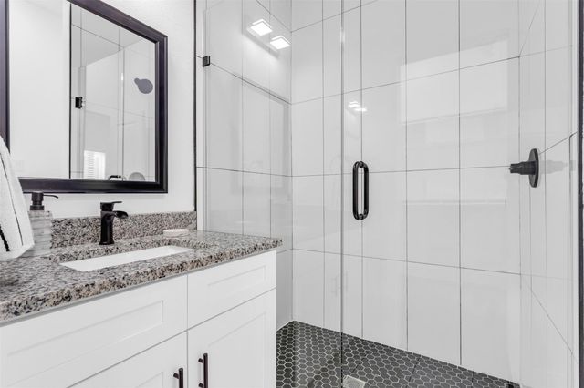 407 Dubois Avenue, Dallas, TX 75203