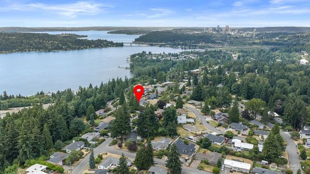 5059 116th Avenue SE, Bellevue, WA 98006