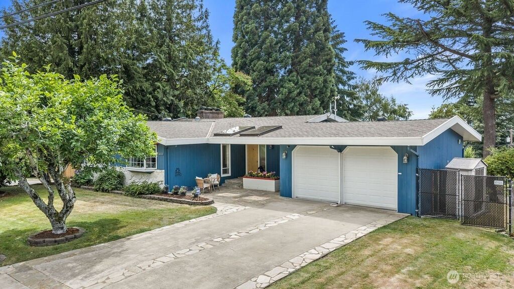 5059 116th Avenue SE, Bellevue, WA 98006