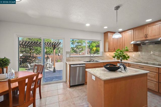 810 Century Way, Danville, CA 94526