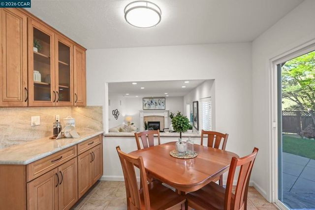 810 Century Way, Danville, CA 94526