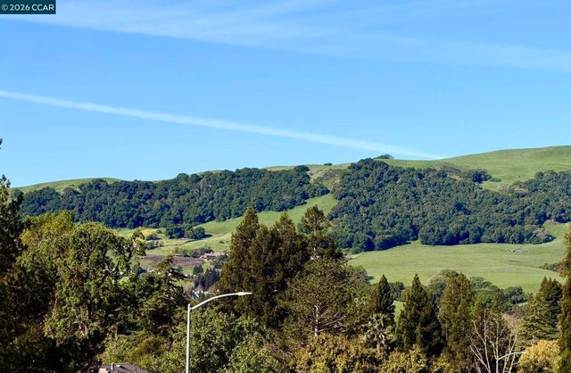 810 Century Way, Danville, CA 94526