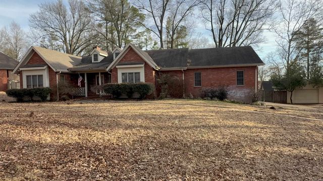 2 Forrest Cv, Forrest City, AR 72335