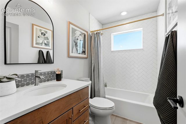 8711 Shorewood Drive, Colorado Springs, CO 80908