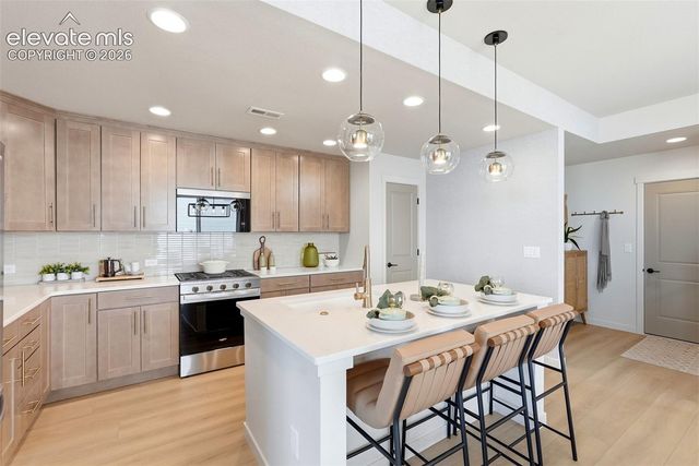 8711 Shorewood Drive, Colorado Springs, CO 80908