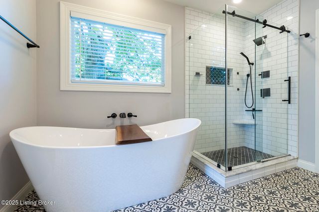 5107 Clare Cove, Buckner, KY 40010