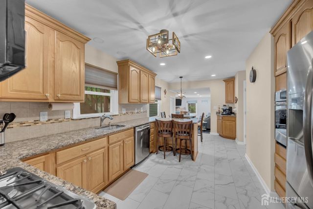 35 Albert Avenue, Milltown, NJ 08850