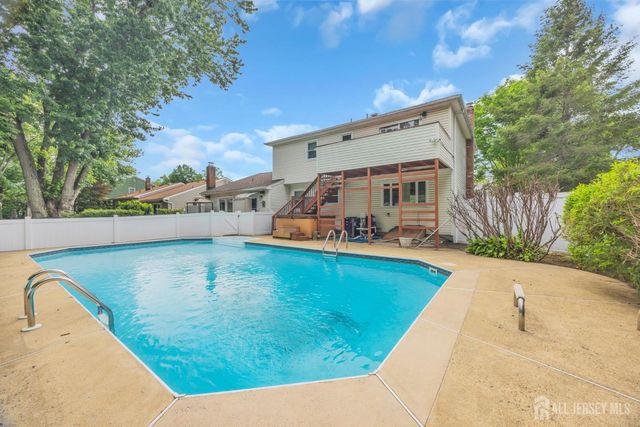 35 Albert Avenue, Milltown, NJ 08850