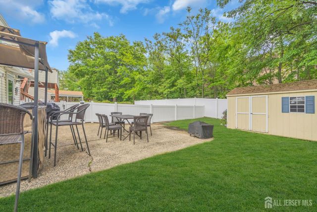 35 Albert Avenue, Milltown, NJ 08850