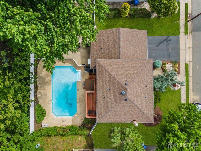 35 Albert Avenue, Milltown, NJ 08850