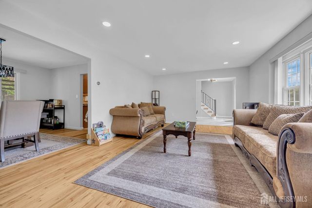 35 Albert Avenue, Milltown, NJ 08850