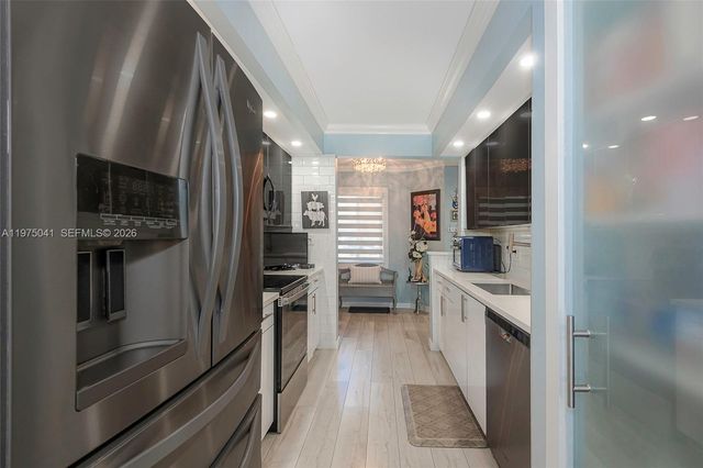 13705 SW 12th St 104B, Pembroke Pines, FL 33027