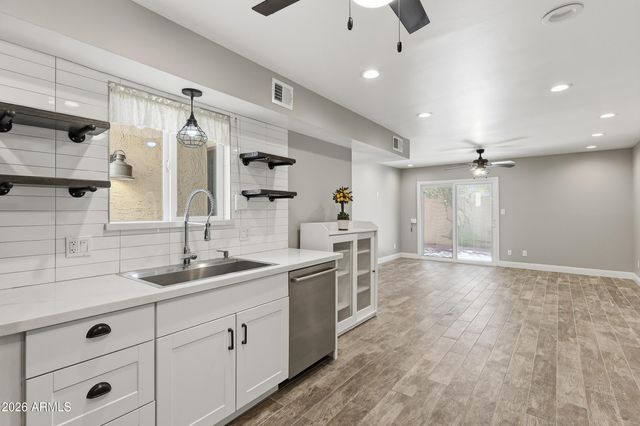 3345 E UNIVERSITY Drive 12, Mesa, AZ 85213