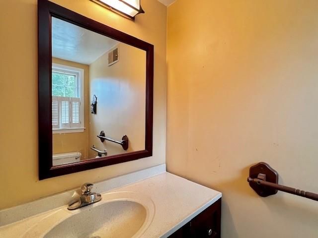 4541 Arcado Road SW, Lilburn, GA 30047