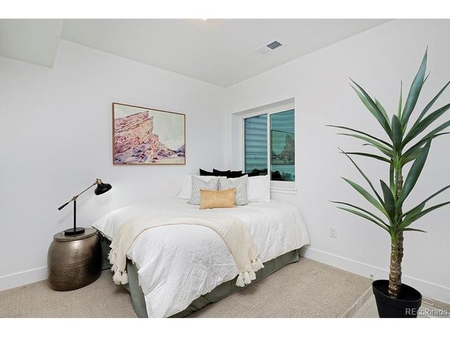 2868 S Machebeuf Ct, Denver, CO 80236