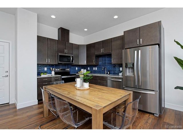 2868 S Machebeuf Ct, Denver, CO 80236
