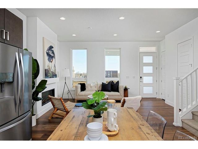 2868 S Machebeuf Ct, Denver, CO 80236