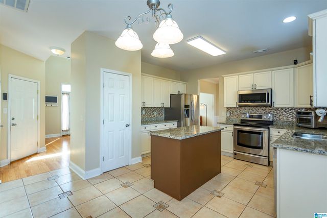 2135 OLD CAHABA PLACE, Helena, AL 35080