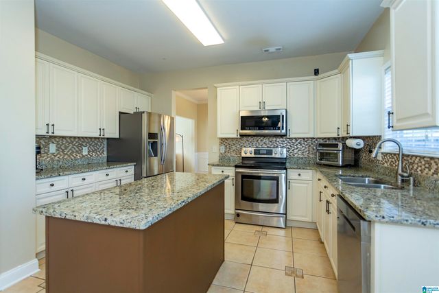 2135 OLD CAHABA PLACE, Helena, AL 35080