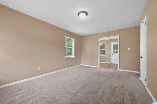 712 COUNTRY VIEW COURT, Birmingham, AL 35215