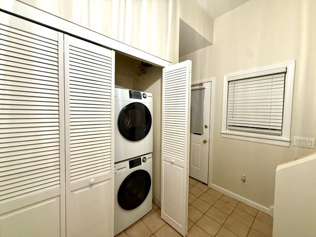 133 Main Street APT 5, Norwalk, CT 06851