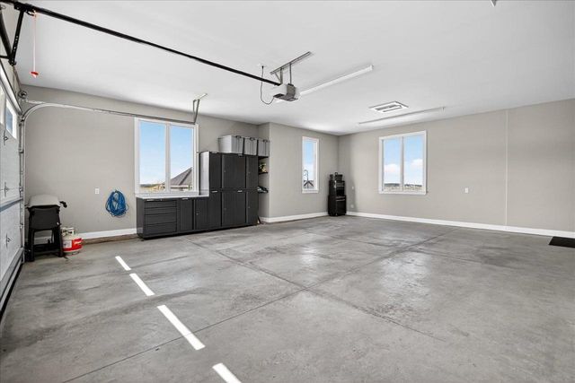 973 Carnoustie Way, Oregon, WI 53575