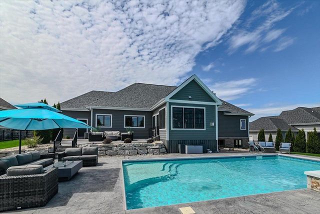 973 Carnoustie Way, Oregon, WI 53575