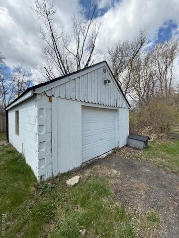 21530 W Davison Street, Detroit, MI 48223