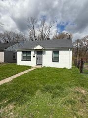 21530 W Davison Street, Detroit, MI 48223