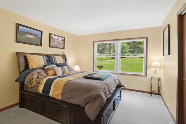11176 Mcgregor, Pinckney, MI 48169