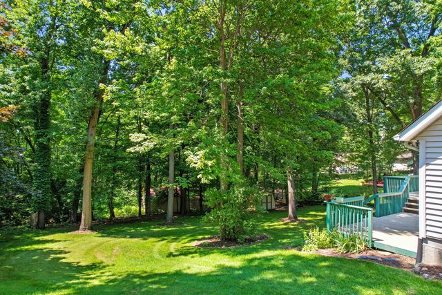 11176 Mcgregor, Pinckney, MI 48169