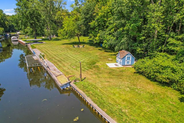 11176 Mcgregor, Pinckney, MI 48169