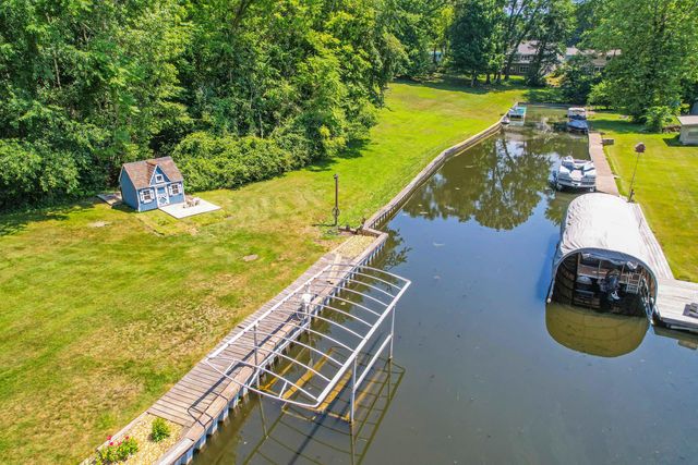 11176 Mcgregor, Pinckney, MI 48169