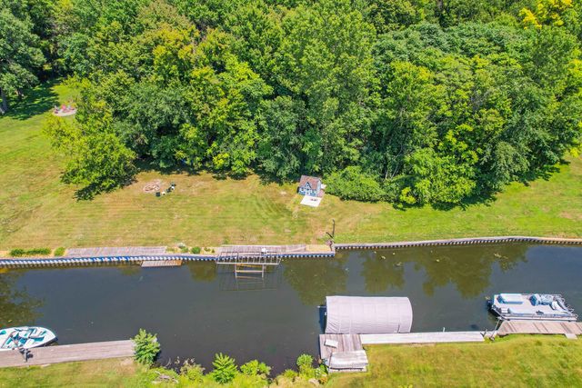 11176 Mcgregor, Pinckney, MI 48169
