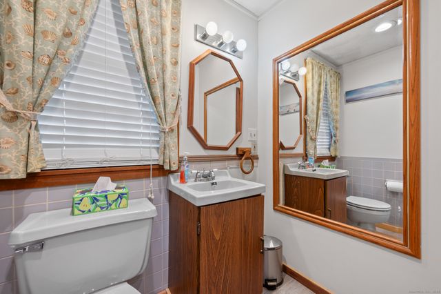 9 Cook Street, Manchester, CT 06040