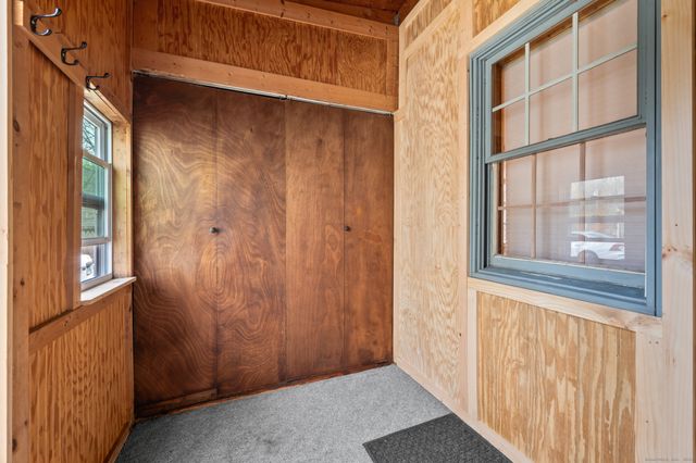 9 Cook Street, Manchester, CT 06040