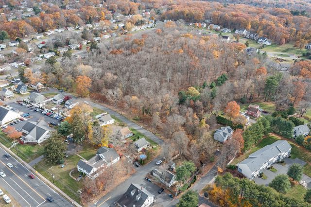 9 Cook Street, Manchester, CT 06040