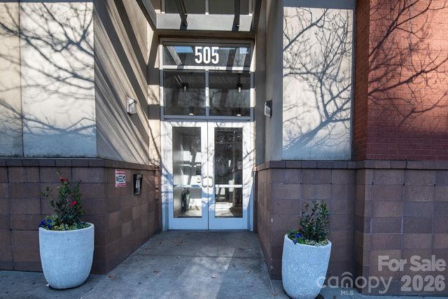 505 E 6th Street 603, Charlotte, NC 28202