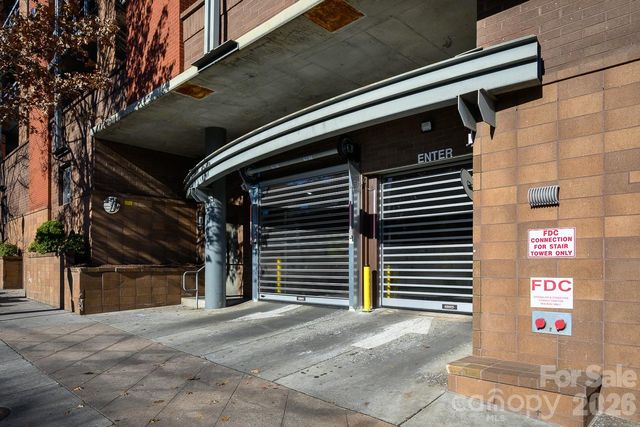 505 E 6th Street 603, Charlotte, NC 28202