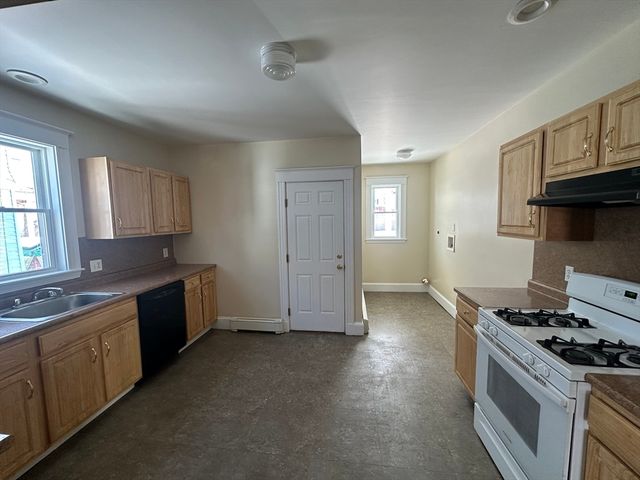 200 Fuller 1, Boston, MA 02124