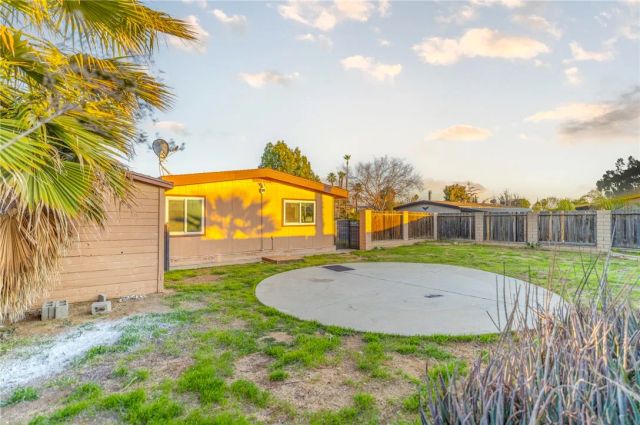 8536 Kern Canyon 184, Bakersfield, CA 93306