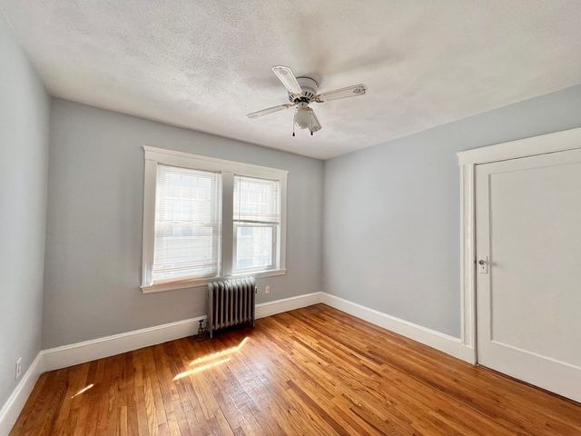 133 Fayette St 1, Watertown, MA 02472