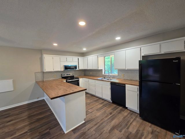 1209 Governors Drive, Huntsville, AL 35801