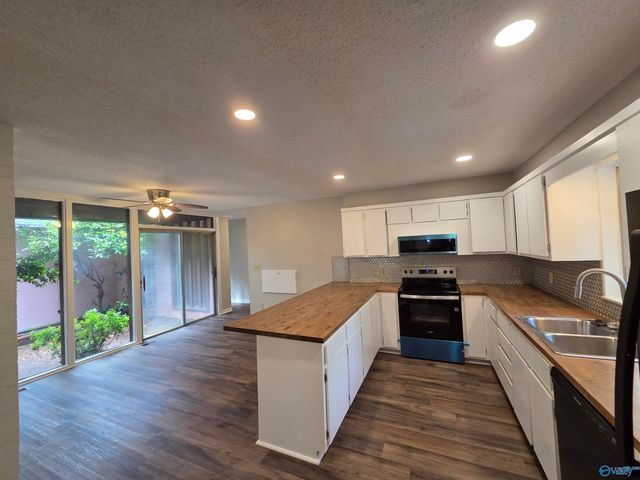 1209 Governors Drive, Huntsville, AL 35801