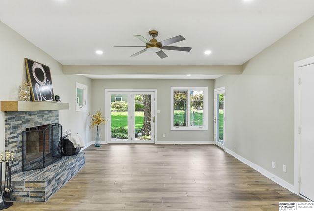 704 Dillon Drive, Omaha, NE 68132