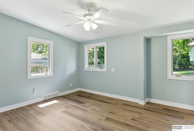 704 Dillon Drive, Omaha, NE 68132